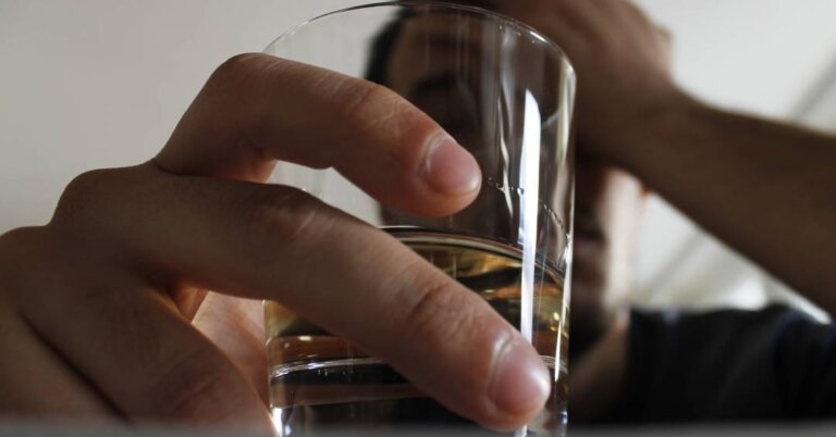 em-estudo-com-dependentes,-semaglutida-reduz-consumo-excessivo-de-alcool