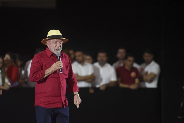 em-sao-paulo,-pt-oficializa-candidatura-de-lula-a-reeleicao-neste-domingo