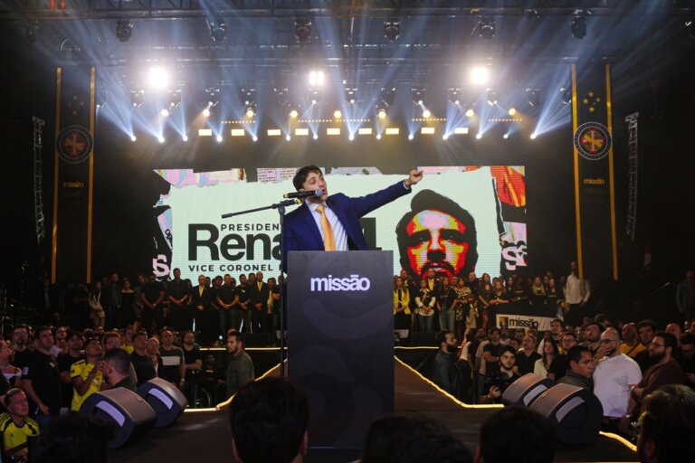 em-ato-de-candidatura,-renan-santos-diz-que-seu-governo-vai-“matar-quem-roubar”
