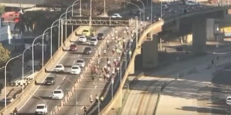 desafio-da-ponte-reune-8-mil-corredores-entre-niteroi-e-rio