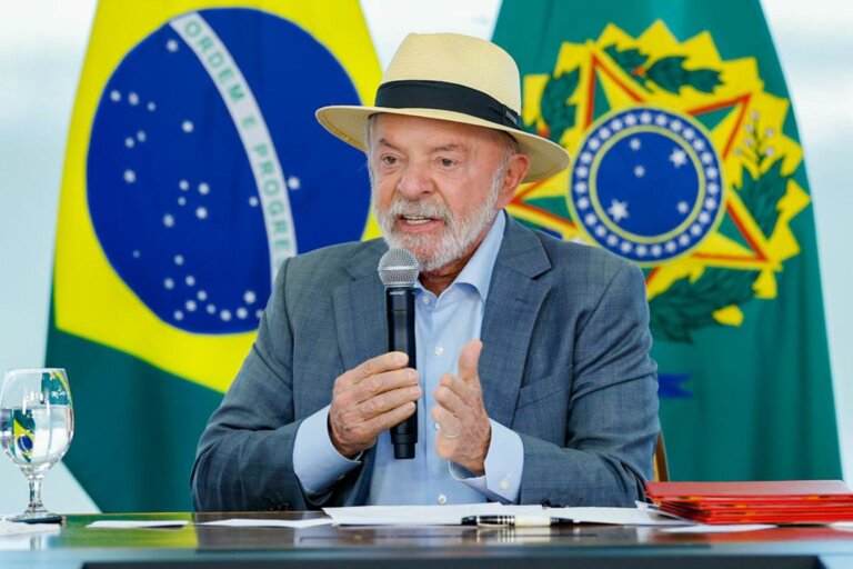 lula-estabiliza-aprovacao-as-vesperas-das-eleicoes,-aponta-btg/nexus