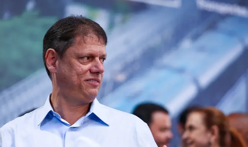 por-que-aprovacao-de-tarcisio-caiu-10-pontos-entre-mulheres