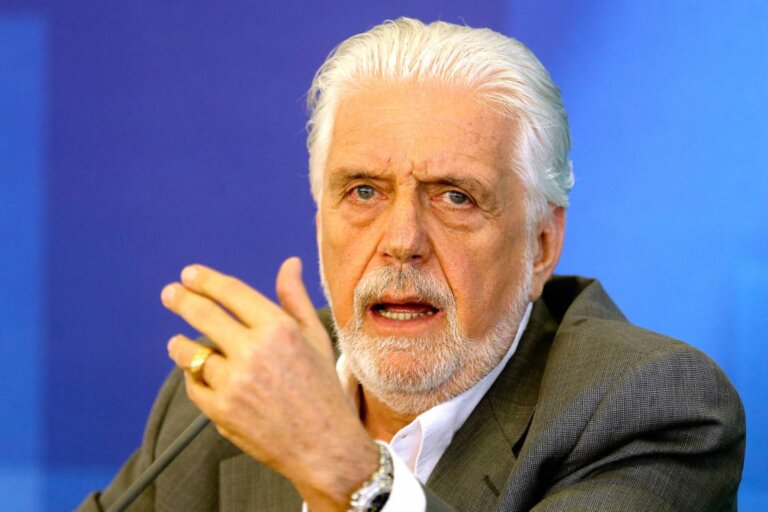 em-oito-anos,-patrimonio-de-jaques-wagner-dispara-631%-e-chega-a-r$-24,5-milhoes