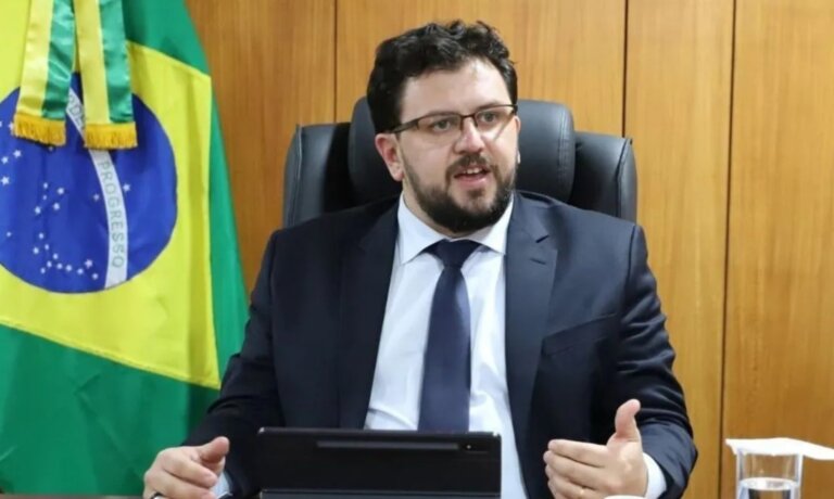 pl-prepara-acao-no-stf-para-pedir-investigacao-sobre-ex-chefe-de-gabinete-de-lula