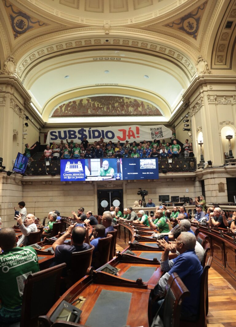 em-audiencia-na-camara,-motoristas-cobram-repasses-do-jae-e-defendem-subsidio-para-vans