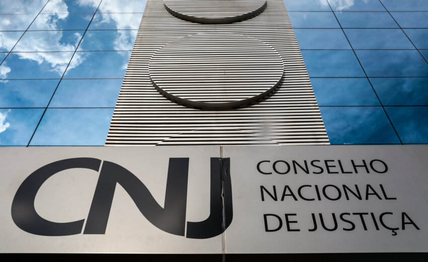 cnj-pune-2-desembargadores-da-lava-jato,-mas-considera-pena-ja-cumprida