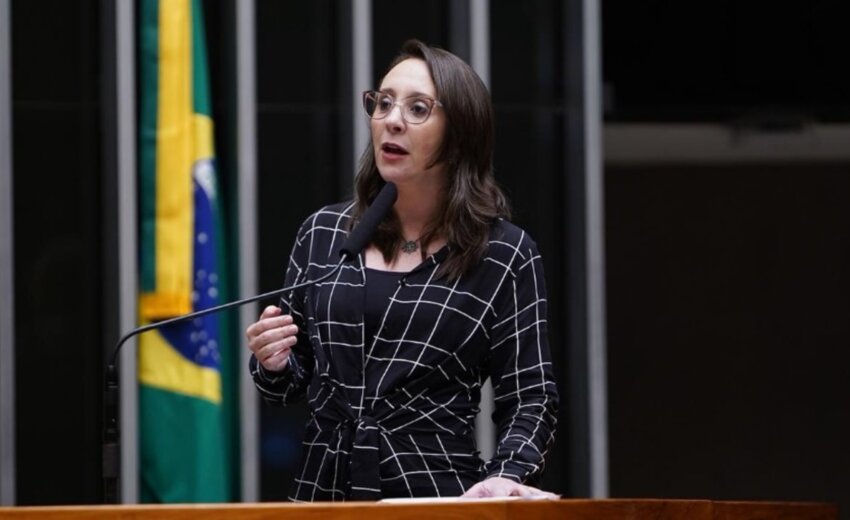 podemos-rejeita-alianca-com-flavio-bolsonaro-e-decide-ficar-neutro