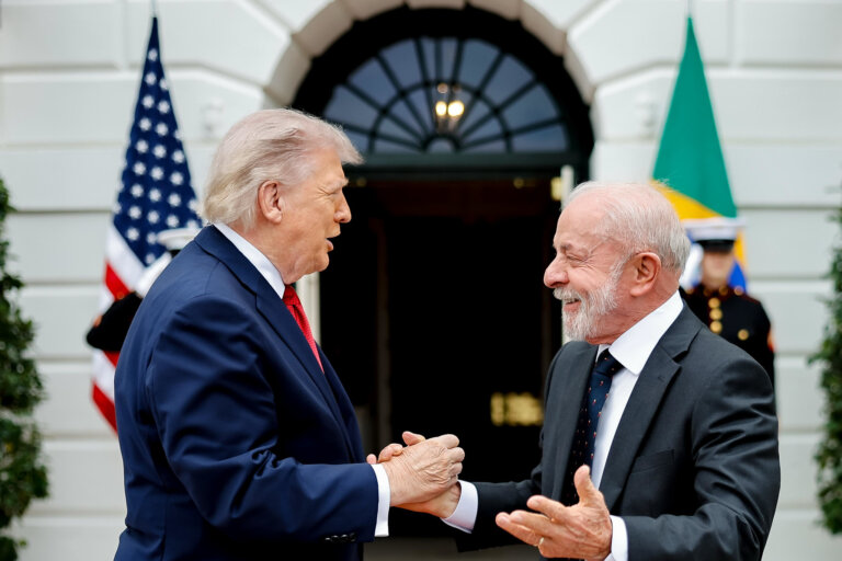 governo-lula-prepara-reciprocidade-apos-eua-revogarem-visto-de-embaixadora-brasileira
