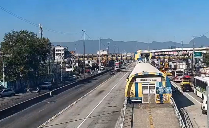 homem-morre-ao-ser-atropelado-por-onibus-do-brt-na-avenida-brasil