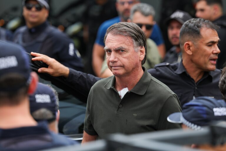 bolsonaro-pede-ao-stf-autorizacao-para-receber-filhos-no-dia-dos-pais