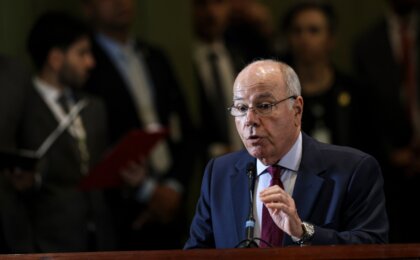 ‘milei-foi-agressivo-e-fez-criticas-de-forma-nunca-vista-antes’,-diz-ministro-das-relacoes-exteriores