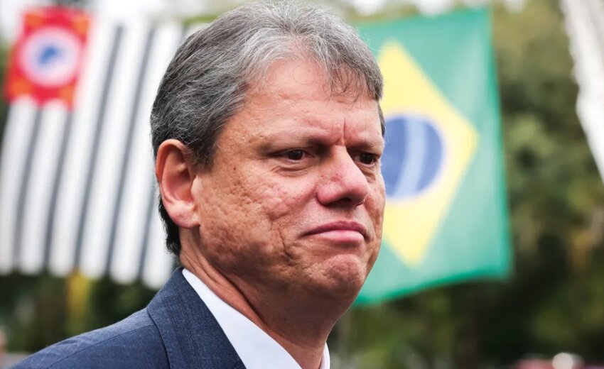 ensino-medio-de-sao-paulo-cai-para-11o-no-ideb-e-segue-abaixo-do-nivel-pre-pandemia