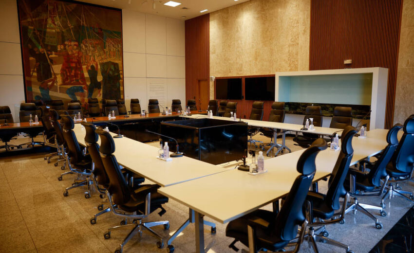 banco-central-reduz-selic-para-14%-e-adota-cautela-sobre-novos-cortes