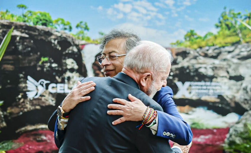 lula-se-despede-de-petro-antes-da-posse-de-ultradireitista-na-colombia