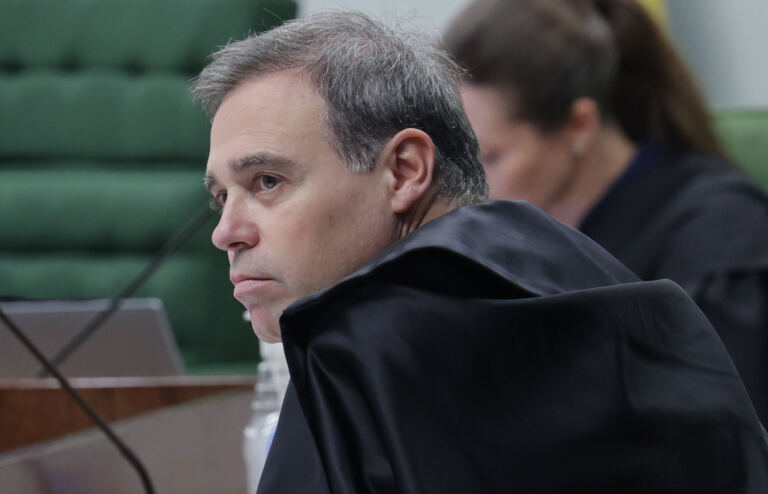 andre-mendonca-diz-que-brasil-“nao-tem-seguranca-juridica”