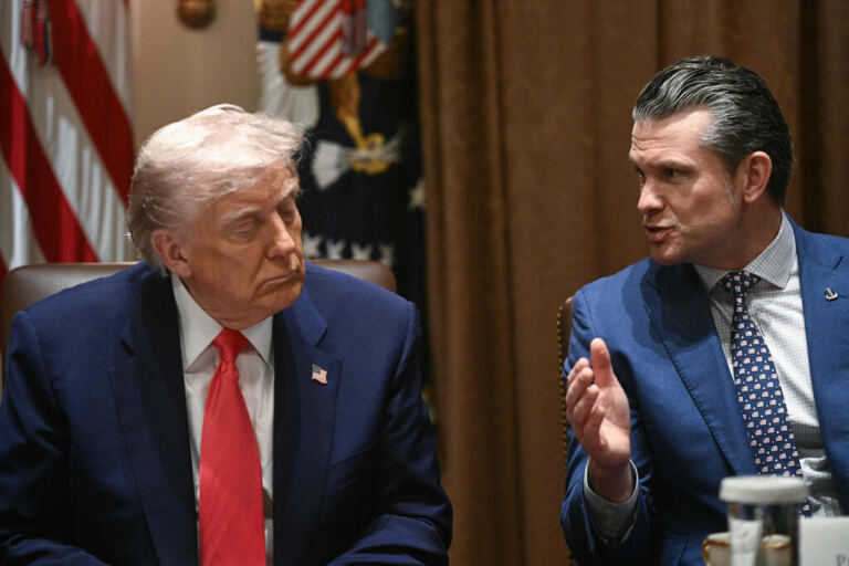 confrontando-por-trump-por-falta-de-municoes-contra-o-ira,-hegseth-culpa-subordinado