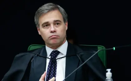 mendonca-se-reune-com-o-ministro-da-justica-apos-crise-com-a-pf
