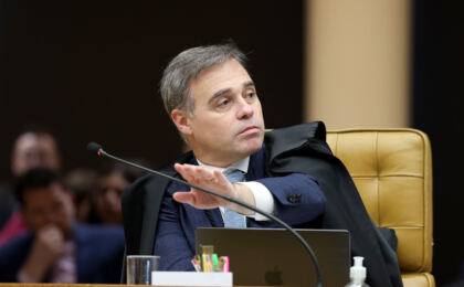 mendonca-e-ministro-da-justica-se-reunem-para-tentar-reduzir-tensao-entre-stf-e-policia-federal