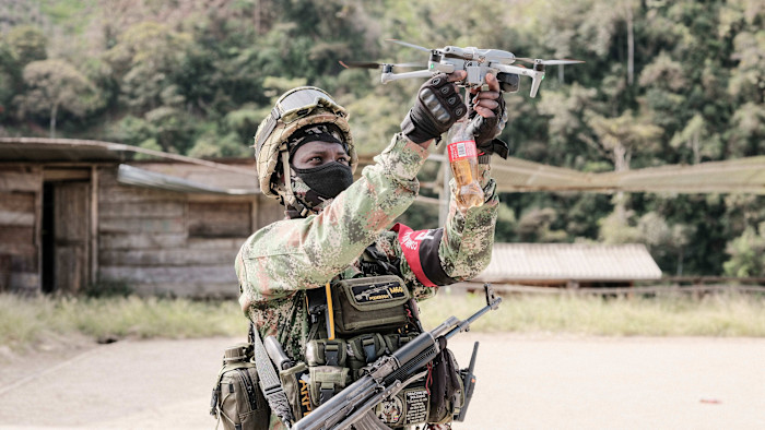 carteis-da-colombia-infiltram-membros-na-ucrania-para-aprender-a-usar-drones