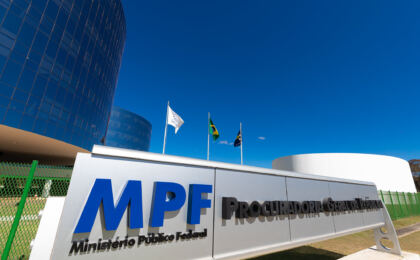 mpf-processa-facebook-e-cobra-bloqueio-de-posts-que-promovem-garimpo-ilegal-na-amazonia
