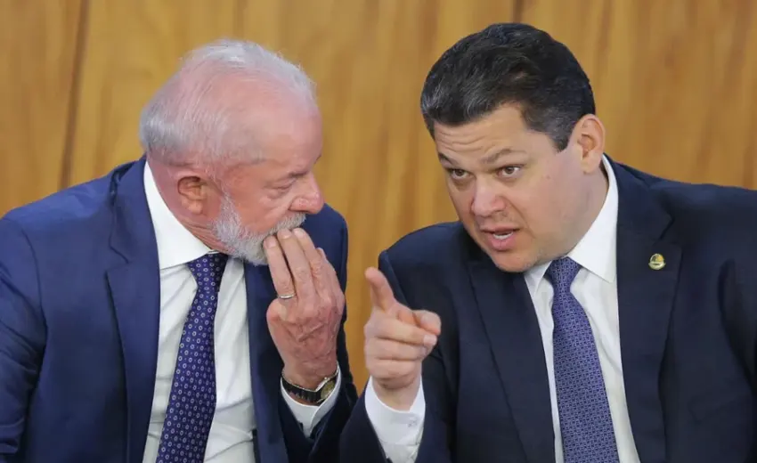 o-que-ficou-acertado-sobre-a-escala-6×1-apos-jantar-de-lula-e-alcolumbre
