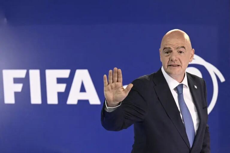 noruega-pede-saida-imediata-de-infantino-e-leva-denuncias-a-fifa