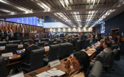 deputadas-ampliam-pressao-contra-fusao-da-ciencia-e-tecnologia;-governo-diz-que-pasta-mantem-status-de-secretaria