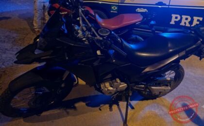 prf-apreende-duas-motocicletas-com-sinais-de-adulteracao-em-casimiro-de-abreu