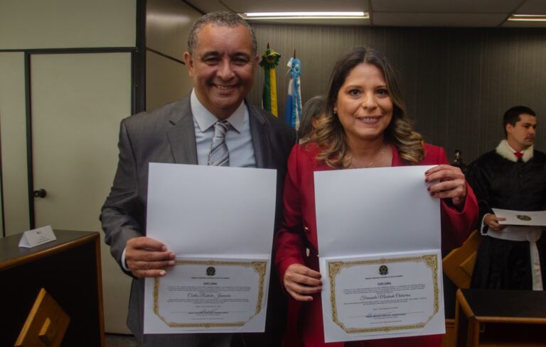 pt-estadual-volta-a-defender-fernanda-ontiveros-e-orienta-filiados-a-nao-apoiarem-impeachment-em-japeri