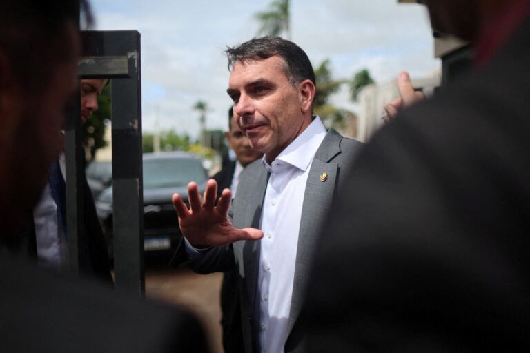 pt-aciona-stf-por-vazamentos-de-audios-de-lulinha-para-campanha-de-flavio-bolsonaro