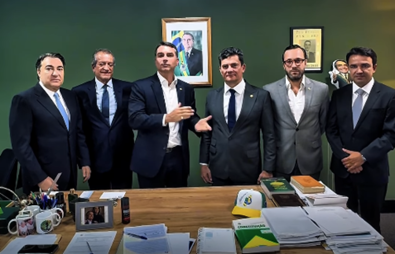 ex-“justiceiro”,-moro-passa-pano-para-valdemar-costa-neto:-“pagou-os-erros-do-passado”