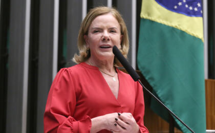 “o-que-ele-trouxe?”:-gleisi-cobra-moro-por-resultados-como-senador-do-parana