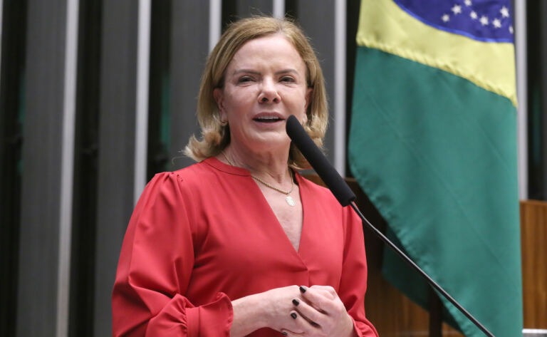 “o-que-ele-trouxe?”:-gleisi-cobra-moro-por-resultados-como-senador-do-parana