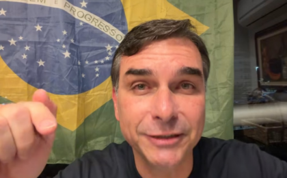 flavio-diz-que-moraes-barrou-visita-a-bolsonaro-no-dia-dos-pais-e-reage:-“tem-dia-e-hora-para-acabar”