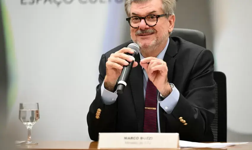 marco-buzzi-recebeu-ao-menos-r$-300-mil-enquanto-estava-afastado-do-stj