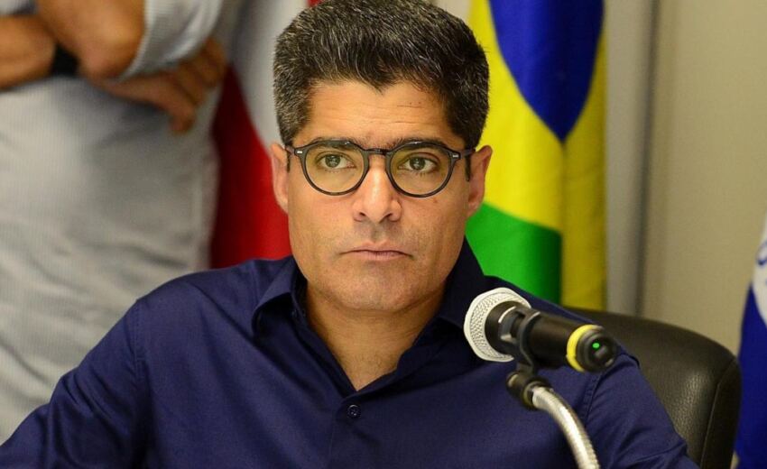 acm-neto-declara-r$-85-milhoes-ao-tse,-mais-que-o-dobro-do-patrimonio-de-2022