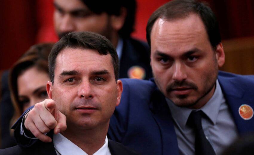 flavio-bolsonaro-cobra-ana-campagnolo-por-apoio-a-carlos-em-sc