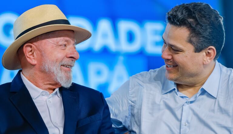 como-alcolumbre-ajudou-lula-e-prejudicou-flavio
