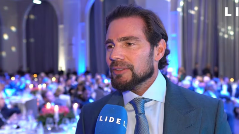 celular-proibido:-a-festa-que-reuniu-vorcaro-e-varios-politicos-na-bahia