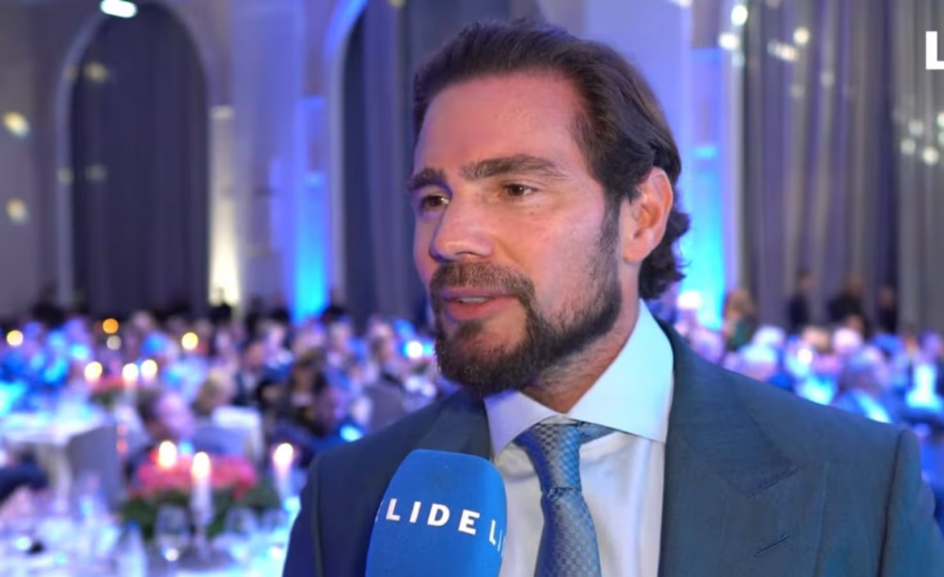celular-proibido:-a-festa-que-reuniu-vorcaro-e-varios-politicos-na-bahia