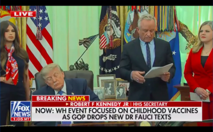 trump-dorme-e-secretario-tem-piripaque-durante-coletiva-antivacina