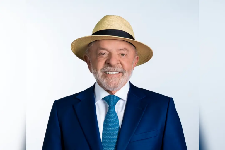 foto-de-lula-com-chapeu-para-urna-de-2026-pode-gerar-questionamentos-no-tse