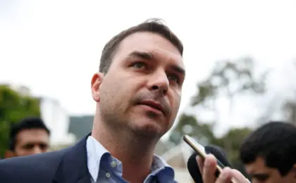flavio-deve-ser-multado-por-video-de-bolsonaro-com-ia