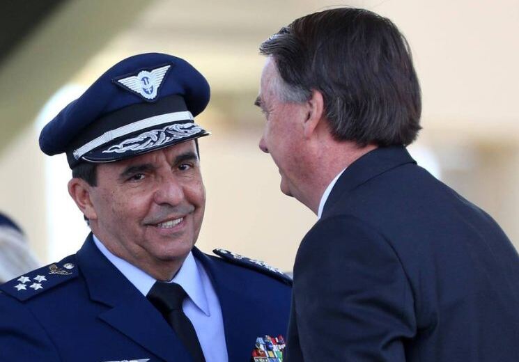 ex-chefe-da-fab-revela-pressao-golpista-de-bolsonaro