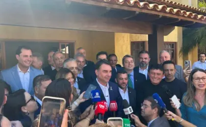 flavio-se-irrita-com-pergunta-sobre-o-caso-master-e-ataca-lula