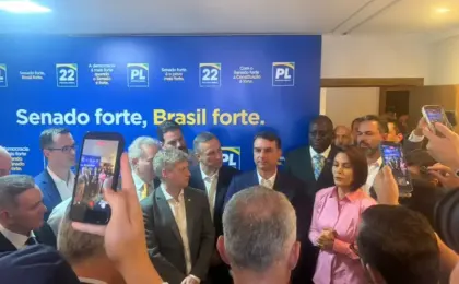 michelle-faz-as-pazes-com-flavio-e-fala-em-“libertar-bolsonaro”
