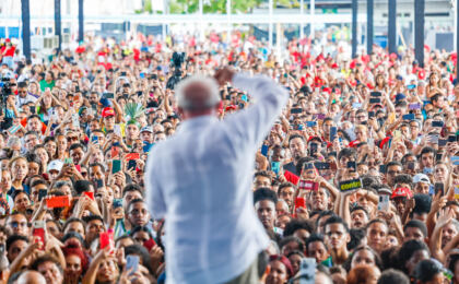 o-manifesto-pro-lula-de-servidores-de-institutos-e-universidades.-por-moises-mendes