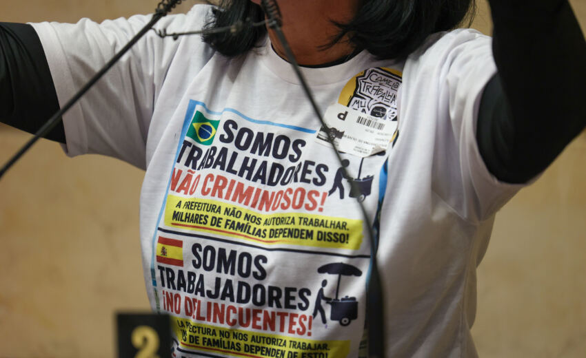 “tolerancia-zero-para-quem?”-vereadores-querem-suspender-decreto-contra-camelos-no-rio