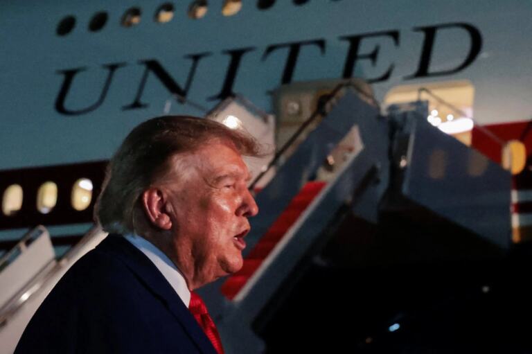 trump-confirma-fuga-da-turquia-em-voo-secreto-e-diz-nao-confiar-no-ira