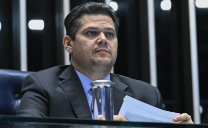 a-chantagem-de-alcolumbre-para-pautar-o-fim-da-escala-6×1-no-senado